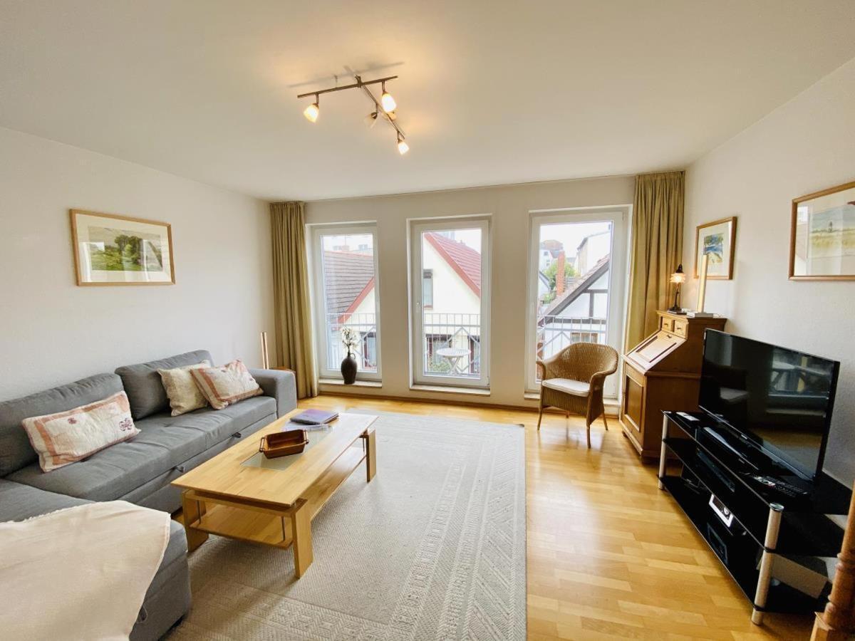 Kapitaenshaus Moewenblick Apartamento Rostock Exterior foto